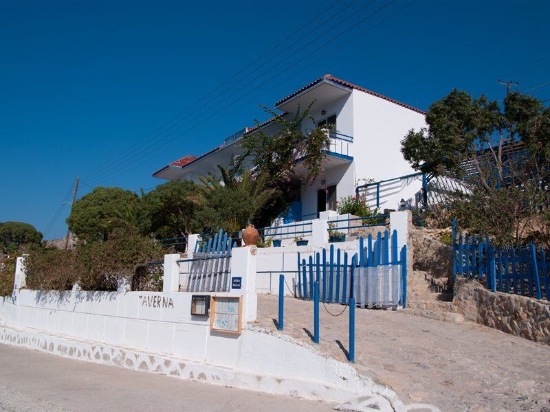 Marina Beach Livadia  Buitenkant foto